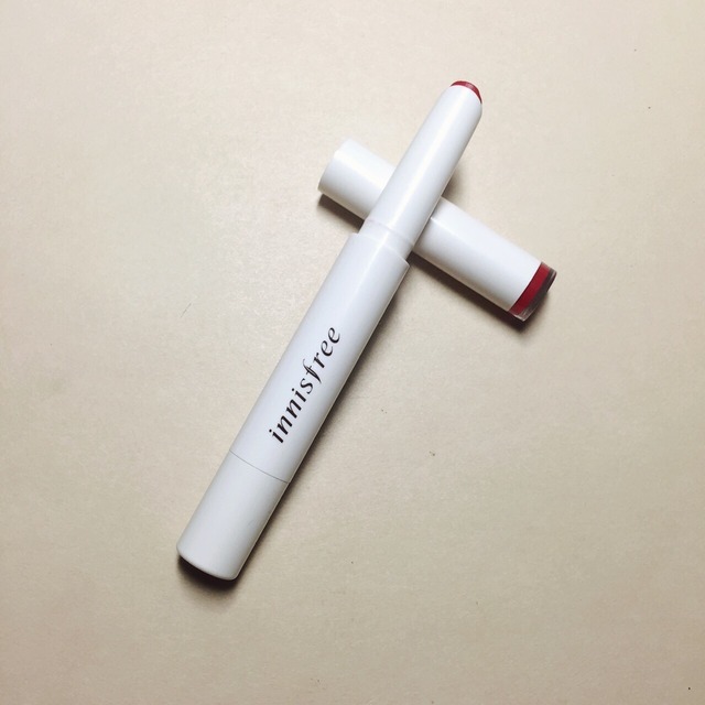 6款保湿口红解决你嘴唇的细纹，让你重拾水润嘟嘟唇