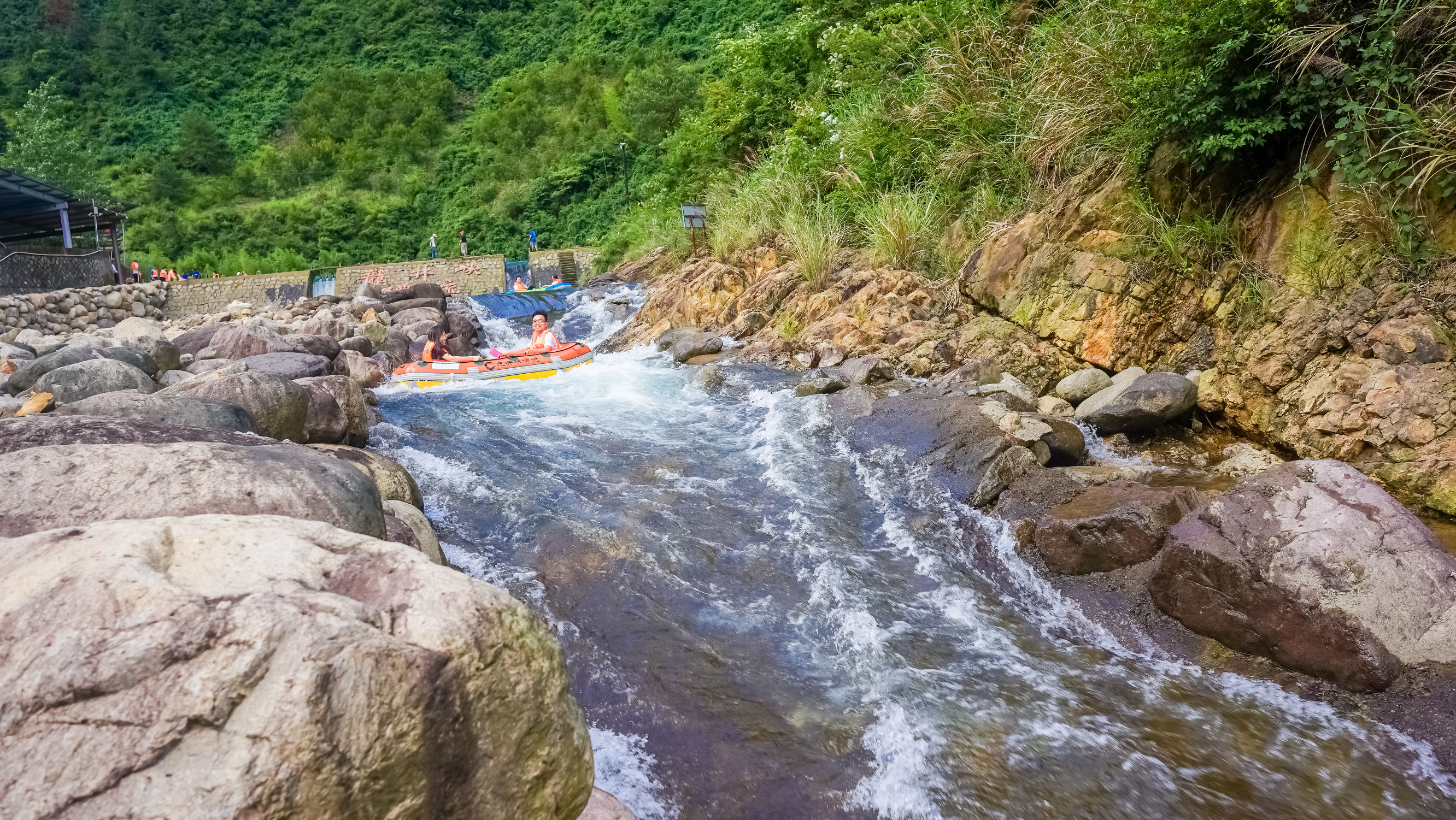 杭州龙井峡漂流,杭州龙井峡漂流多少钱一次