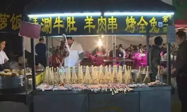 开封鼓楼广场离鼓楼夜市近吗,开封鼓楼夜市营业到几点