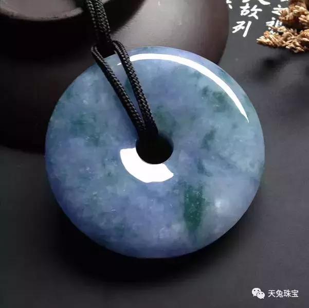 翡翠雕刻太阳轮的寓意,翡翠雕刻锦灰堆的寓意
