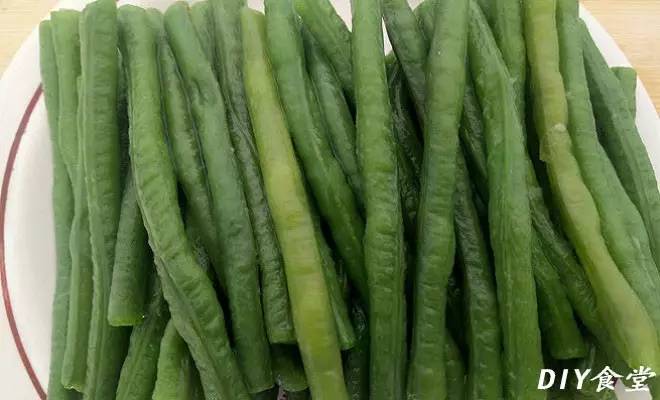 豇豆凉拌菜做法夏季,凉拌豇豆最诱人的几种吃法