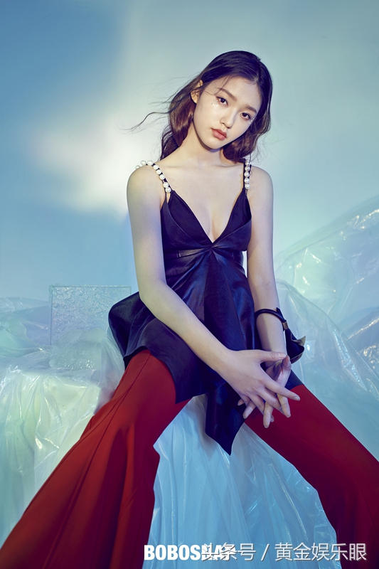 林允时尚大片出炉,林允清凉夏装