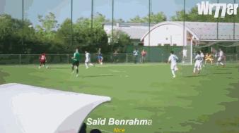 桑巴足球内马尔彩虹过人,经典十大足球精彩瞬间