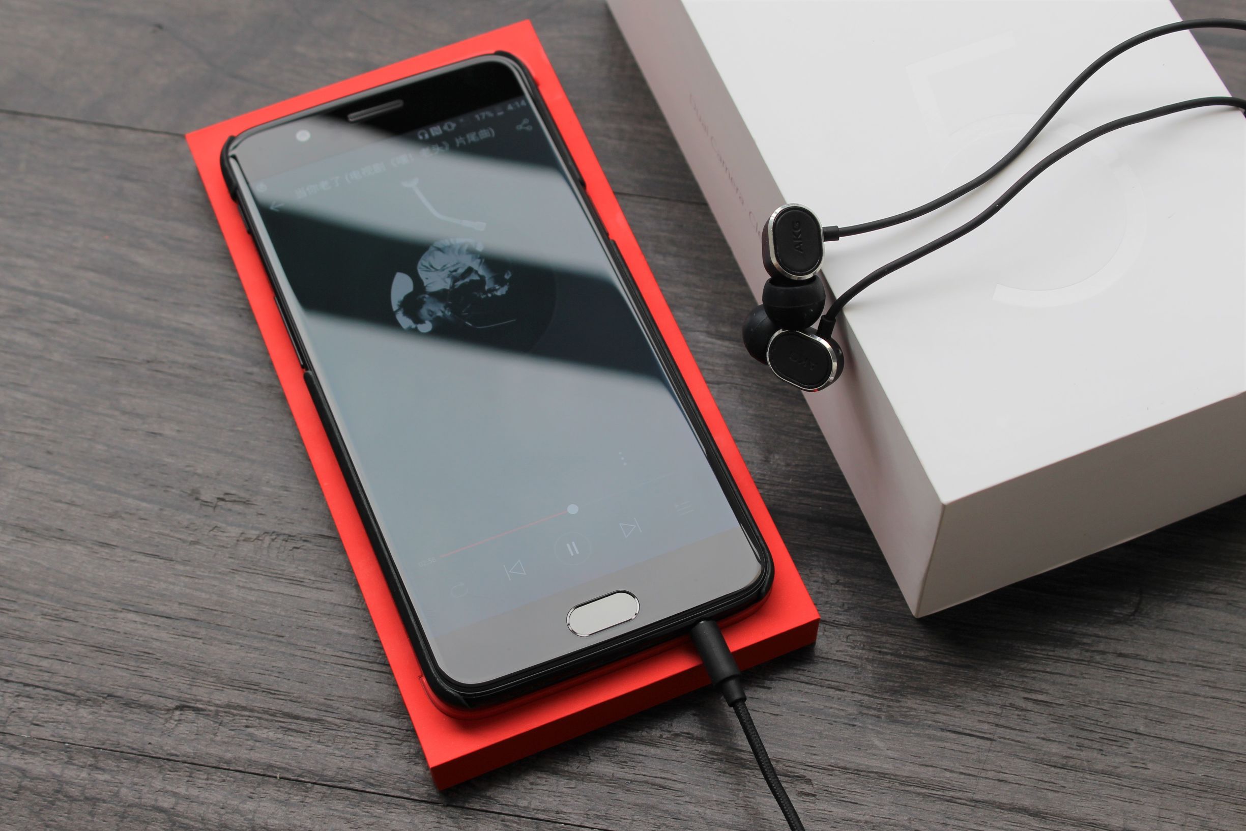 一加5手机评测国产机顶级旗舰,一加手机5评测科技美学