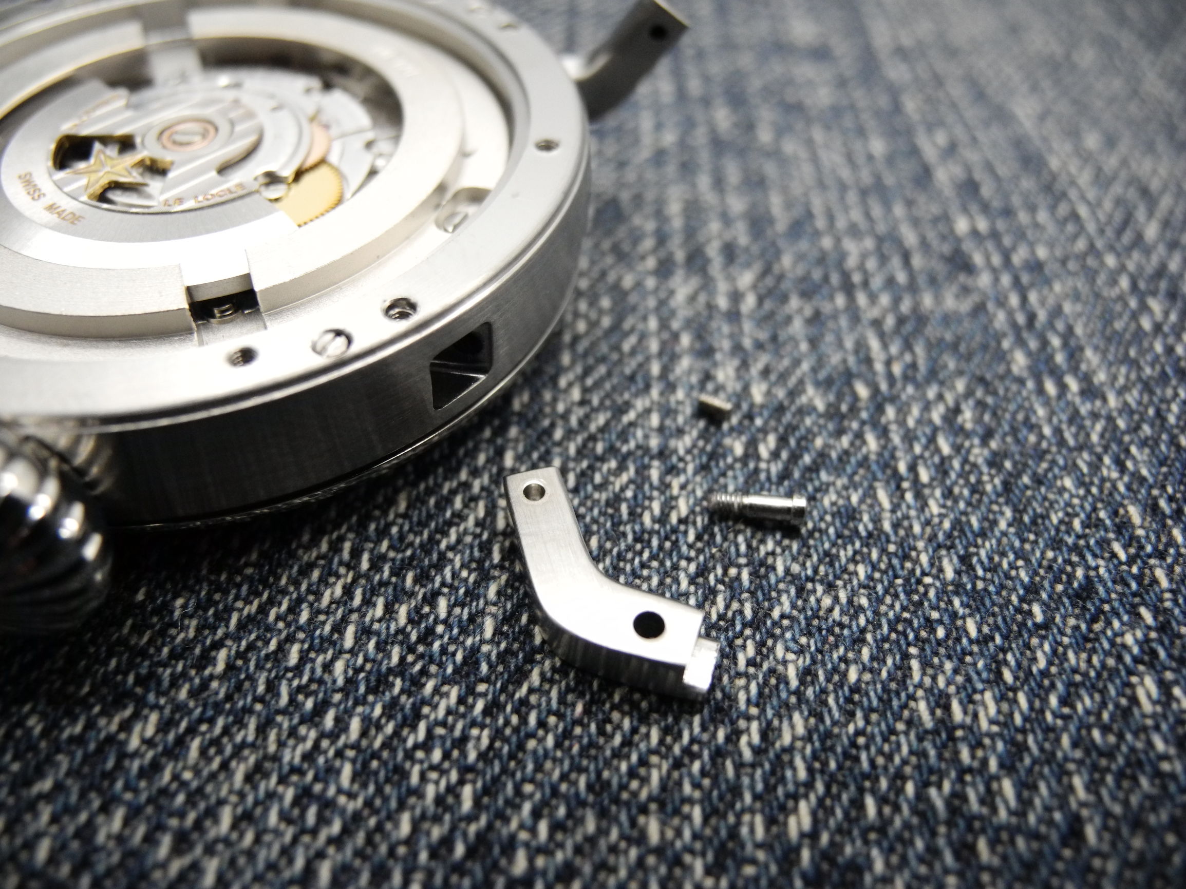 真力时飞行员手表适合哪种体型 (真力时飞行员手表保养一次多少钱)