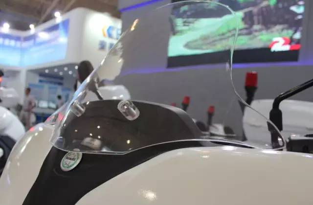 蓝巡300新款价格,300蓝圈夜光效果