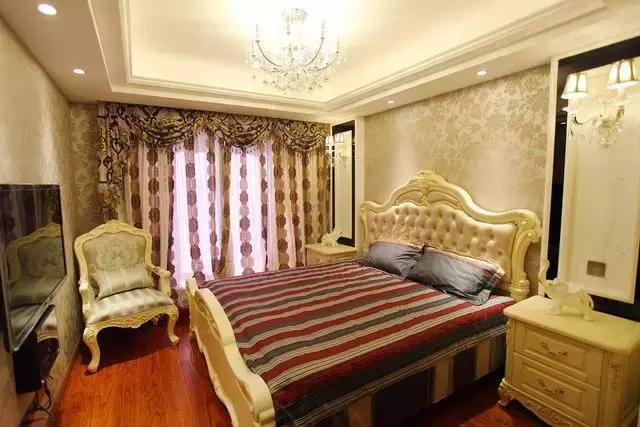 欧式水晶吊灯奢华大气,欧式吊灯搭配现代简约轻奢全屋