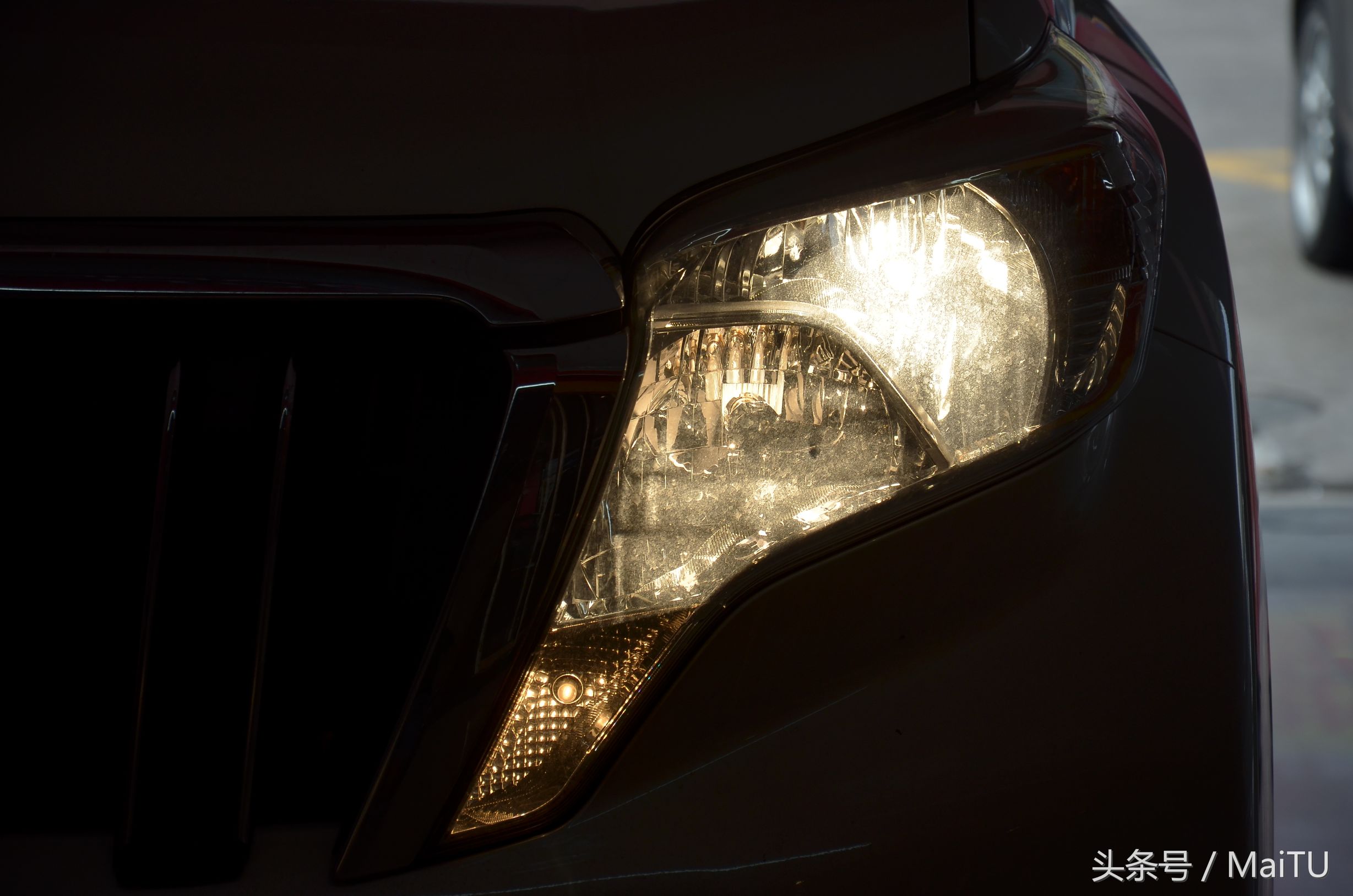 最强的普拉多,普拉多灯光演示