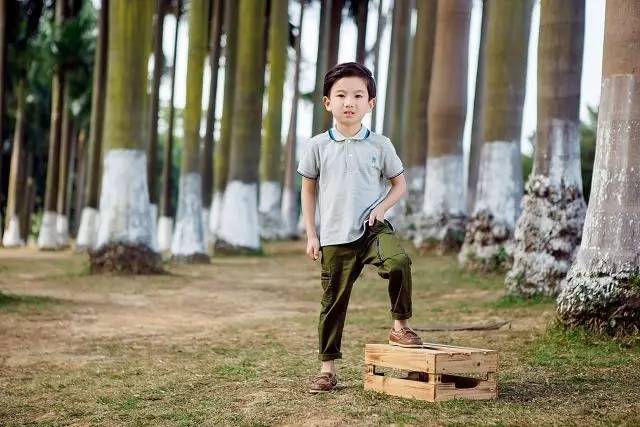 给宝宝购的衣服,给宝宝买衣服的注意事项