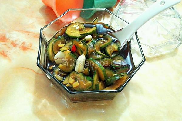 买来黄瓜吃不完自己怎样做酱黄瓜,第二天就能吃的酱黄瓜的腌制方法