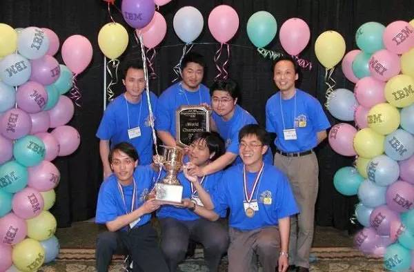 顶级的程序员都是自学的吗,你见过最顶级的程序员吗