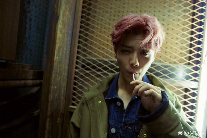 鹿晗和关晓彤一块演的戏,鹿晗给关晓彤买表