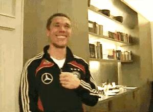 如何闭着嘴把妞给泡了?