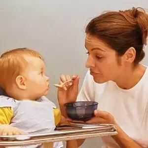 三伏天宝宝湿疹爆发,一到热天宝宝皮肤就起湿疹皮炎