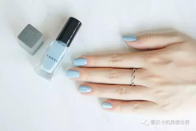 夏日冰透色指甲油,夏季指甲油又显白又霸气的颜色