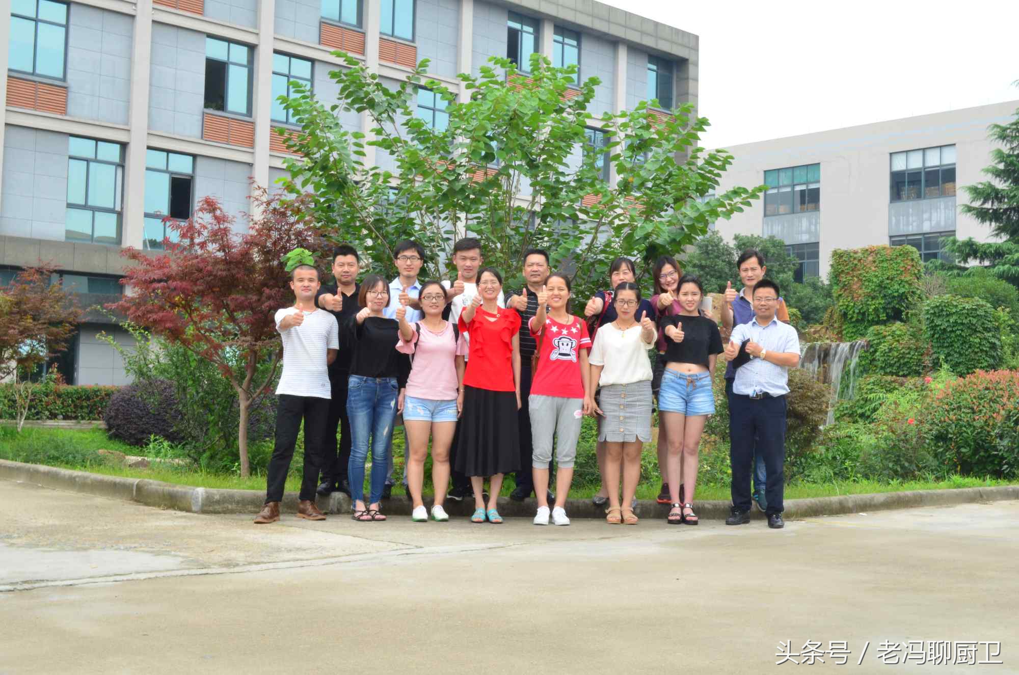 大概率即热式热水器,即热式电热水器评测