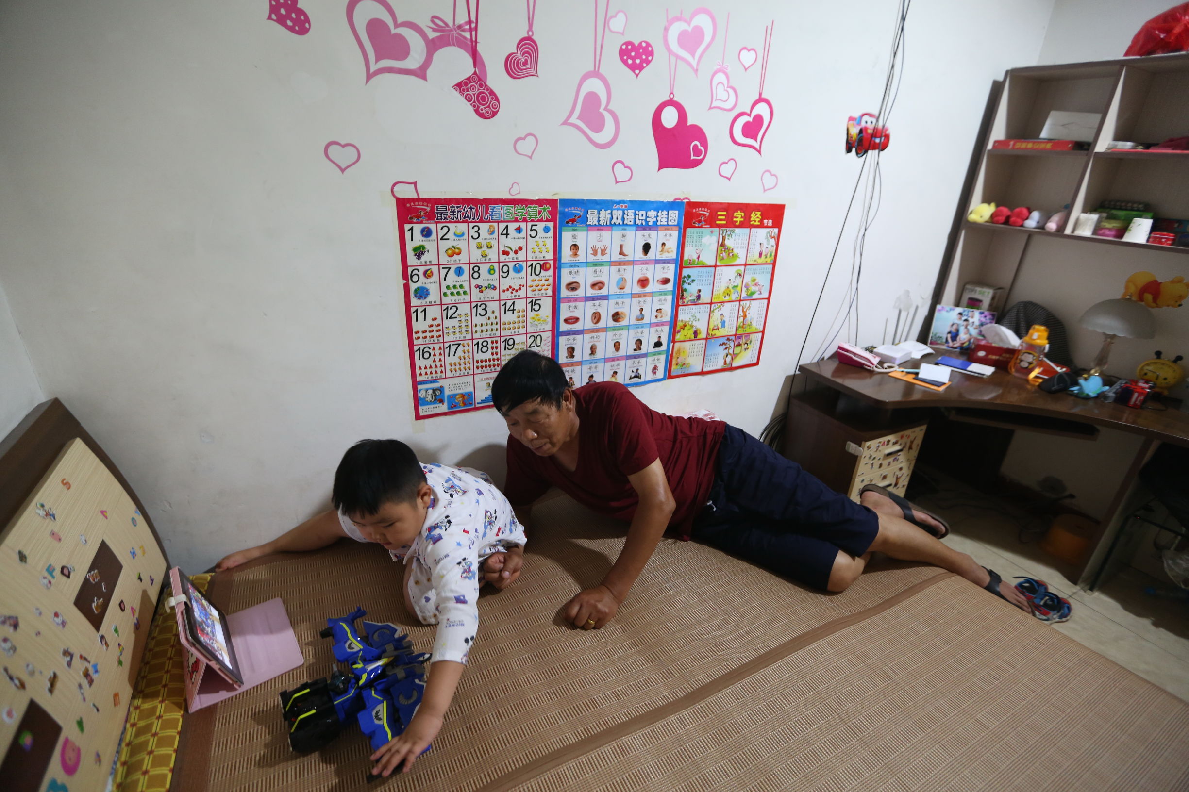 公共交通工作者,共享单车工作人员自述