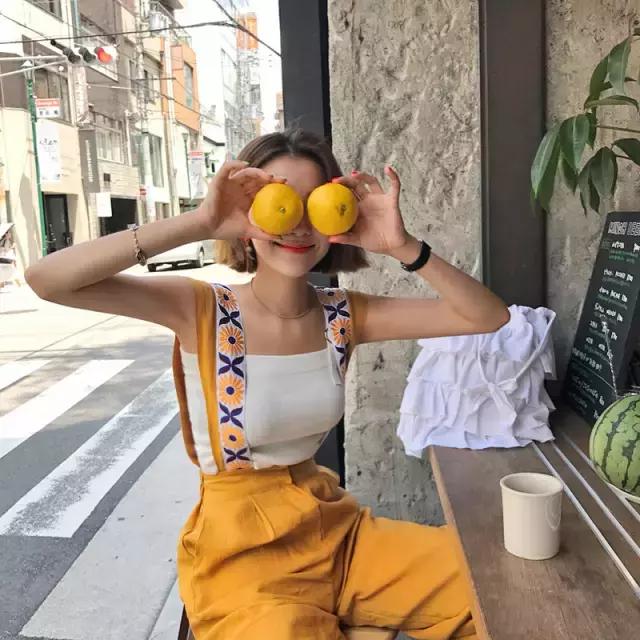 面部表情尴尬僵硬不自然怎么拍照,一拍照肢体就僵硬就尴尬