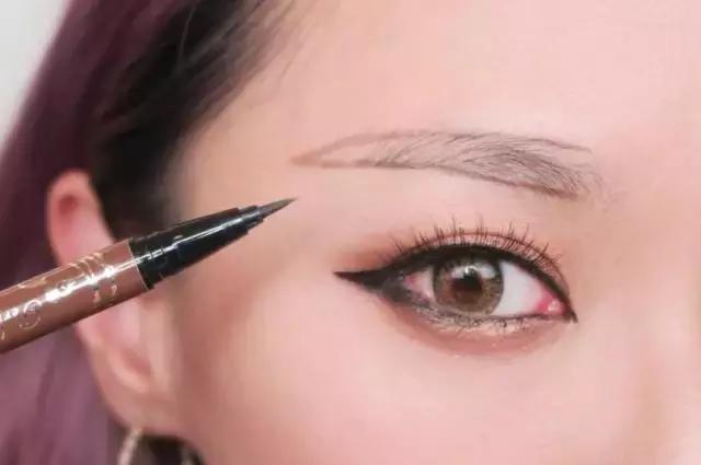 怎么画眉毛初学者自然减龄,眉毛画的好看