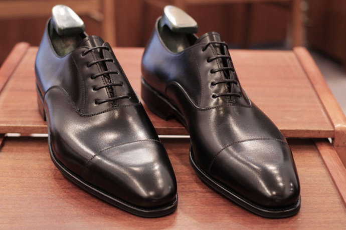 网购男鞋需要注意的事项 (网购男鞋2093是什么意思)