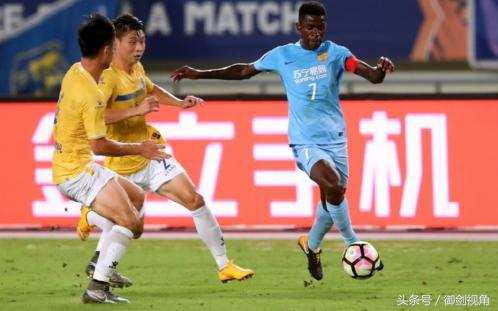 哀莫大于心死！中甲球队也赢不了，江苏苏宁球迷急了，看台拉不满横幅！