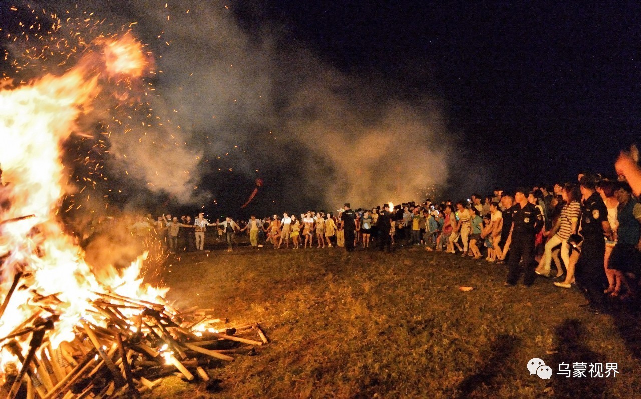 2017，火把节快乐！又是一个把你双眼点燃的七月