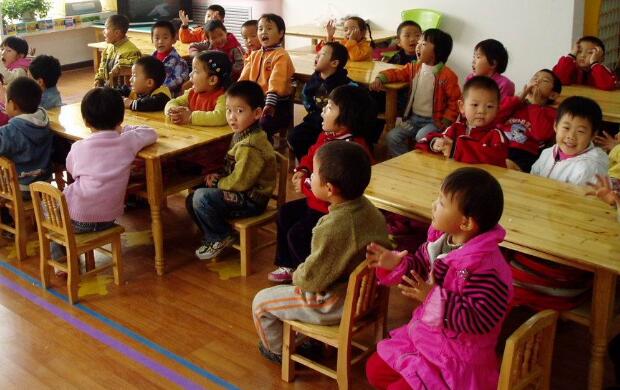 公立的幼儿园好还是私立的好,到底是私立幼儿园好还是公立的好