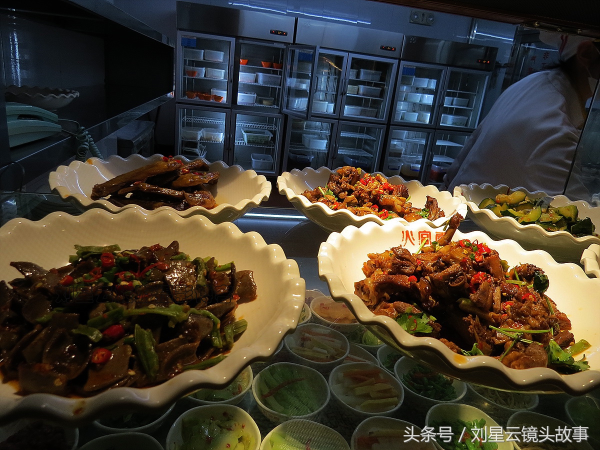 长沙火宫殿小吃王国怎么样,长沙火宫殿美食广场图片