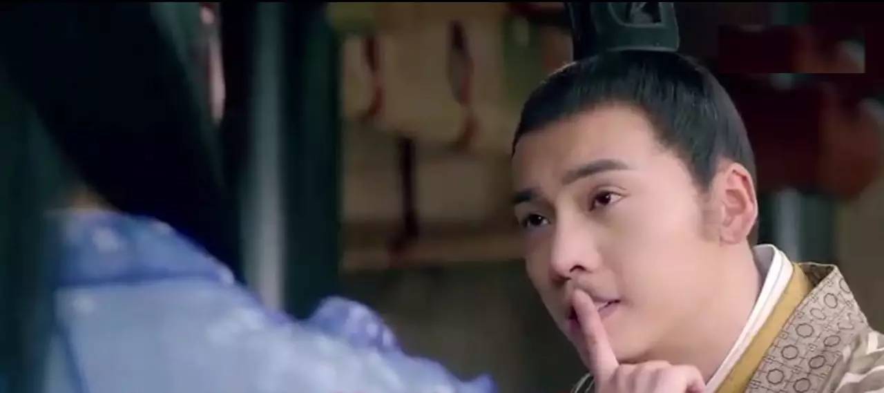 醉玲珑开播盛典陈伟霆做动作,陈伟霆在醉玲珑中被吐槽