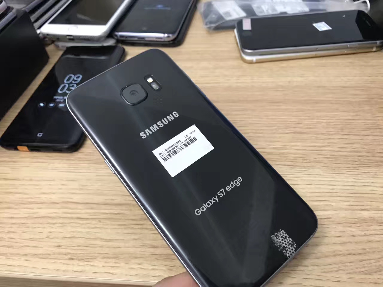 二手三星990,三星s7edge现在值不值得购买