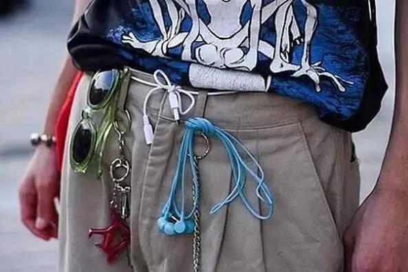 潮品的耳机好吗,潮物金属蓝牙耳机