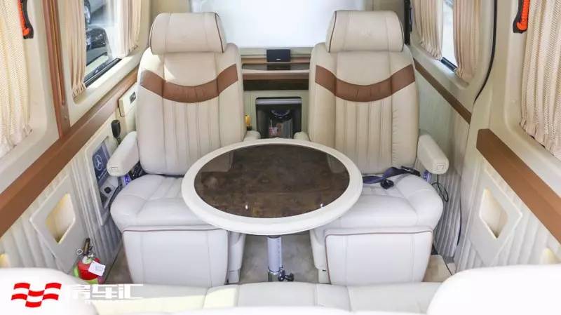 令人冲动的性价比，却带来物超所值的享受丨奔驰宏福斯宾特尊逸二手车