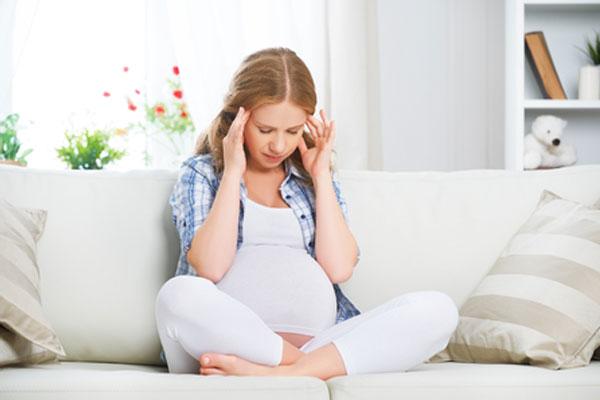 得了甲亢如何治疗,妊娠甲亢不治会自愈吗