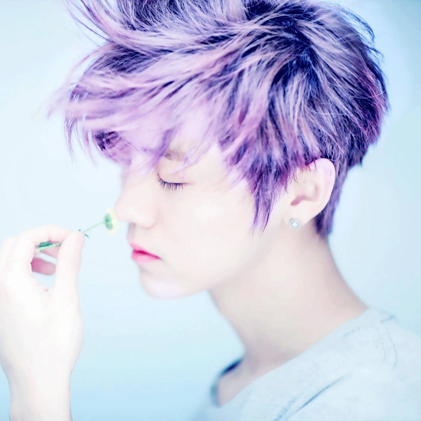 他很活泼可爱用英语怎么说,他很乖巧很文静英语