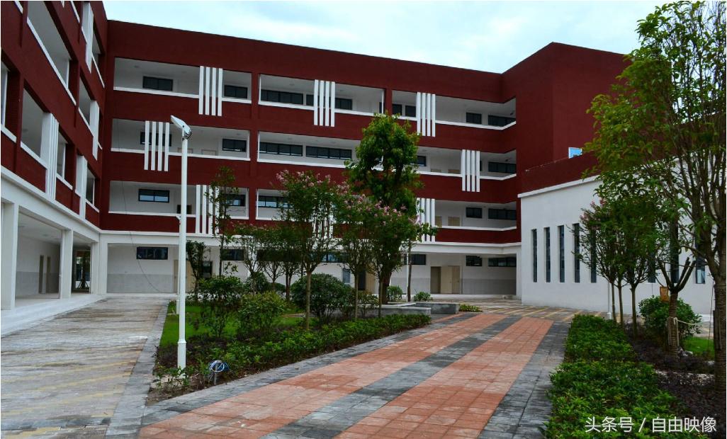 营山县西城实验学校有多少个班,营山西城实验学校航拍