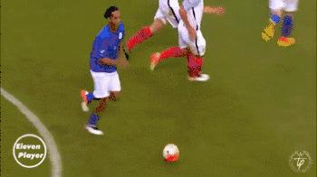 足球小罗如何利用假射来触发双触,小罗足球技巧