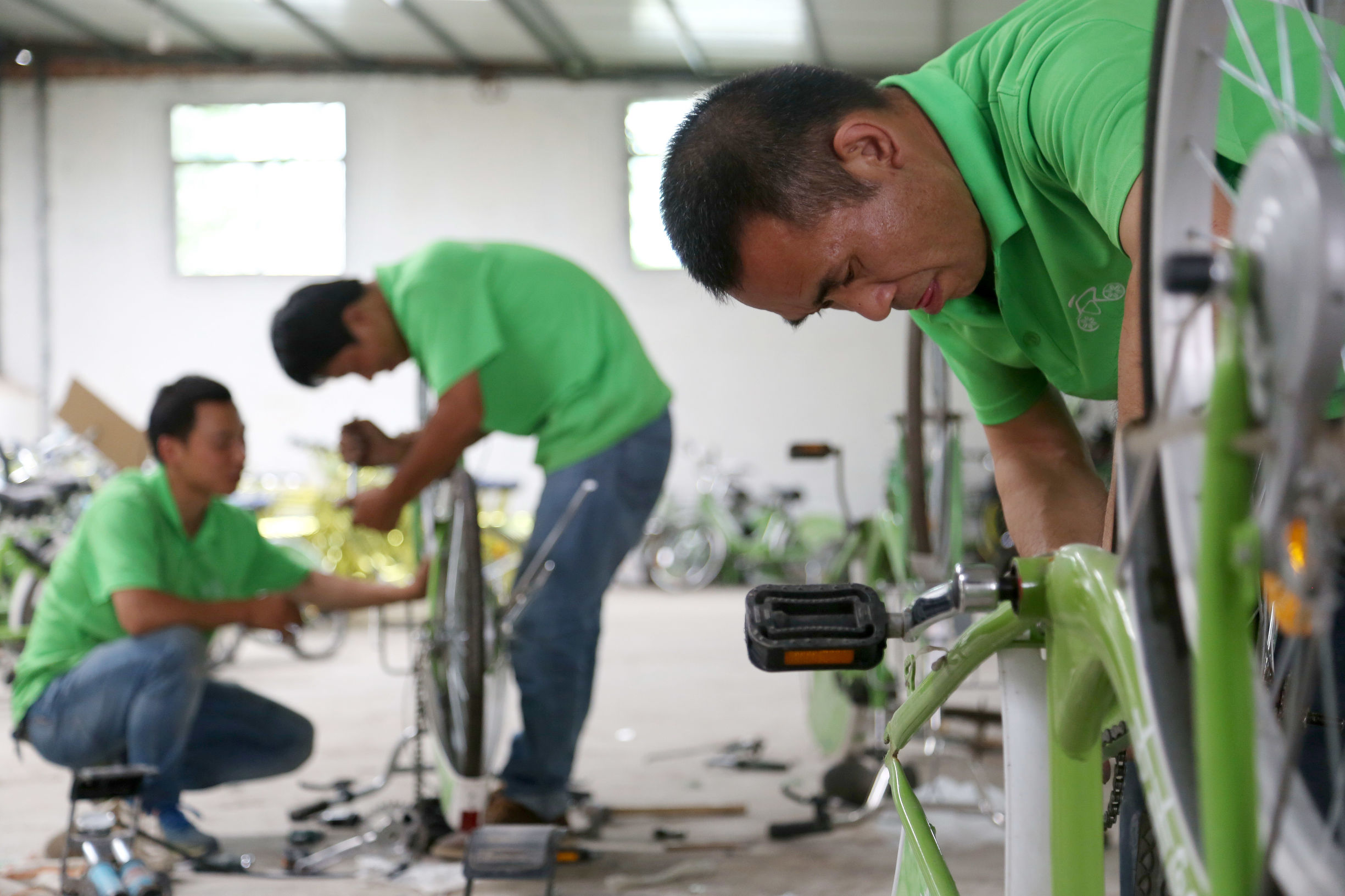 公共交通工作者,共享单车工作人员自述