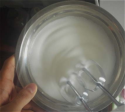 做溶豆蛋清怎么老是打发失败,云朵蛋糕蛋清打发失败的原因