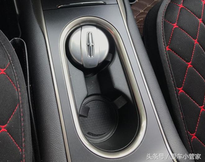 林肯c款,林肯航海家和宝马x330i油耗对比