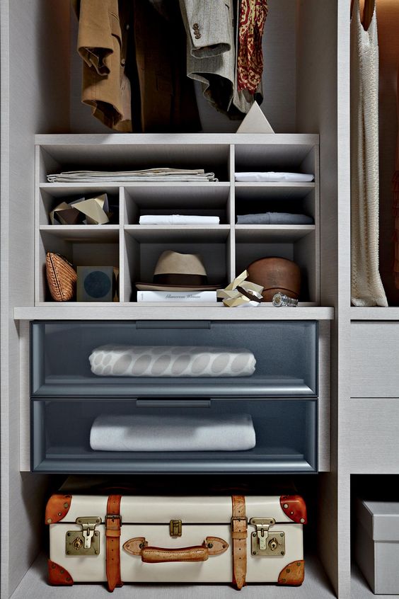 让木工打柜子好还是定制好,让木工打柜子效果图