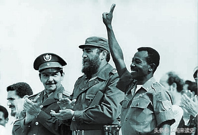 杀死老国王、夺过所罗门戒指,他自任为国家元首,主政14年后狼狈外逃