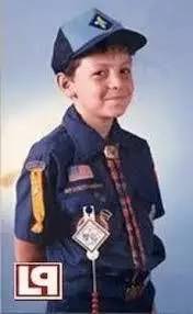 快速恶补“林肯公园”主唱的生平,好应对男朋友的悲伤