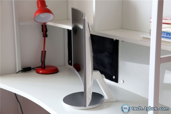 三星27寸曲面显示器效果好吗,三星显示器24和27曲面哪个好