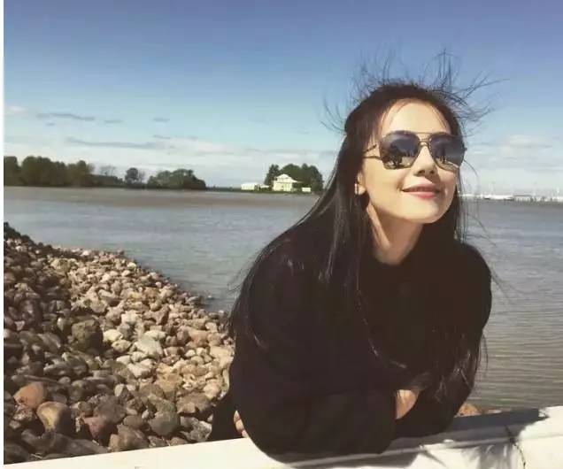 高圆圆被杂志小编黑了!看了照片我的嫉妒心好多了。。