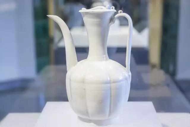 珍品撷英：图读宋元“闲事与雅器”