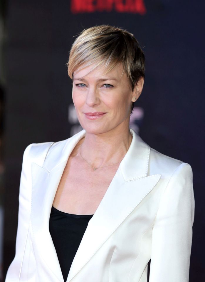 向附庸说不,来看看欧美女星如何撕下“花瓶”标签?