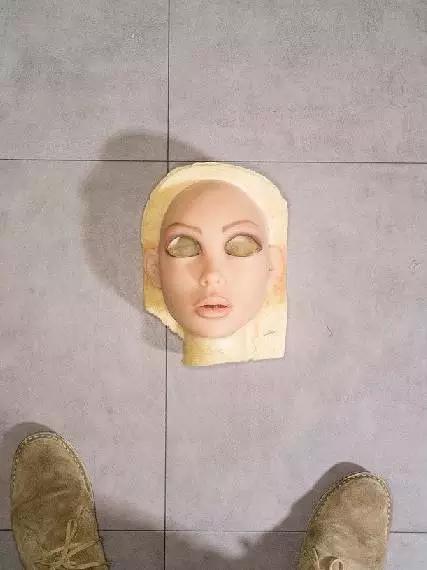 你知道全球最真实的充气人偶是怎样制作出来的吗?