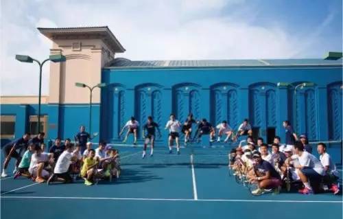 星河湾一楼入户,星河湾小区到万象城多远