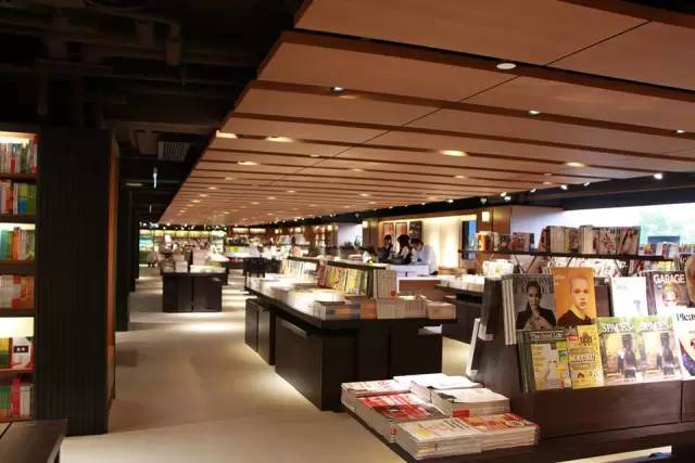 没有商业，诚品不能活没有文化，诚品不像话｜致敬吴清友