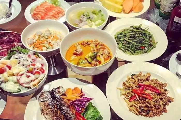 吃！吃！吃！吃！吃！快上车！